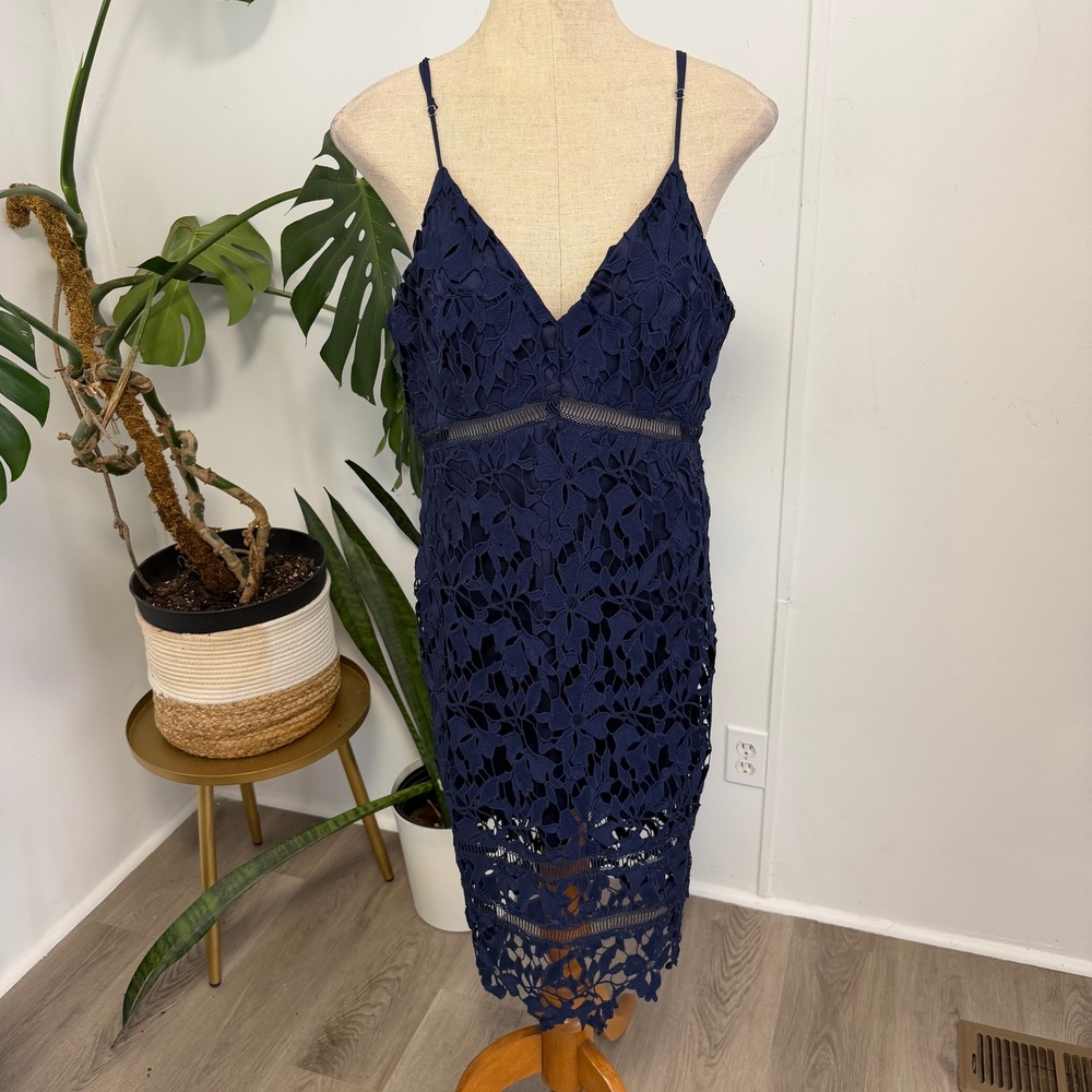 ASTR the Label Lace Midi Dress Womens XL Navy Blue Floralโ Cocktail ADR9538B